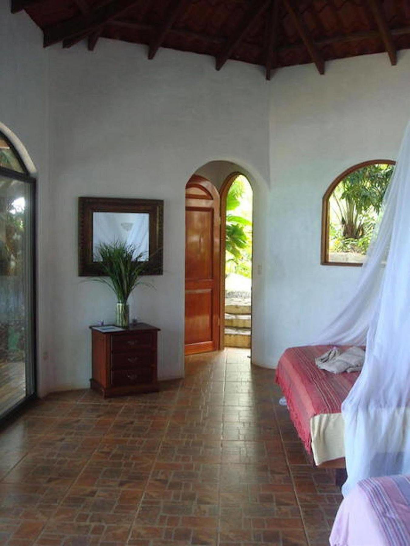 Lagunavista Villas Carate Екстер'єр фото